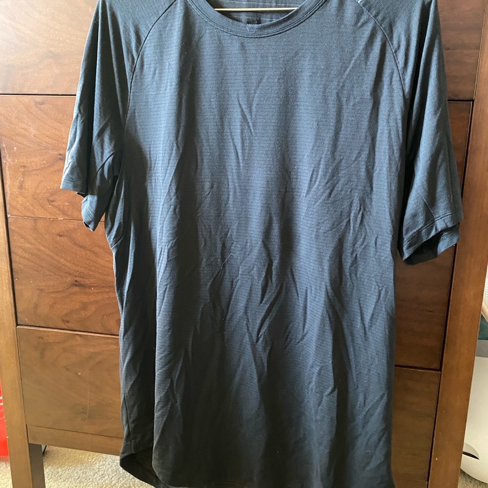 lululemon athletica Black Short Sleeve Tee